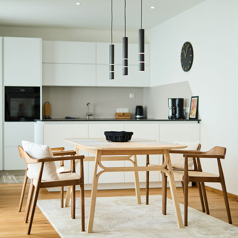 Kitchen and dining area of holiday apartment Bergpause